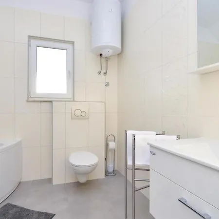 度假居 Cozy In With Sauna Unesic