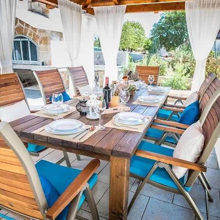 Holiday home Luxurious In With Sauna