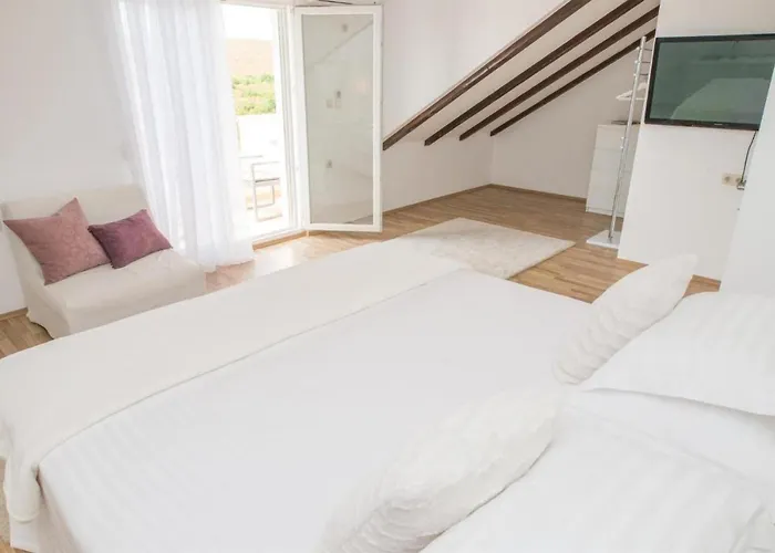 Cozy In With Sauna Unesic