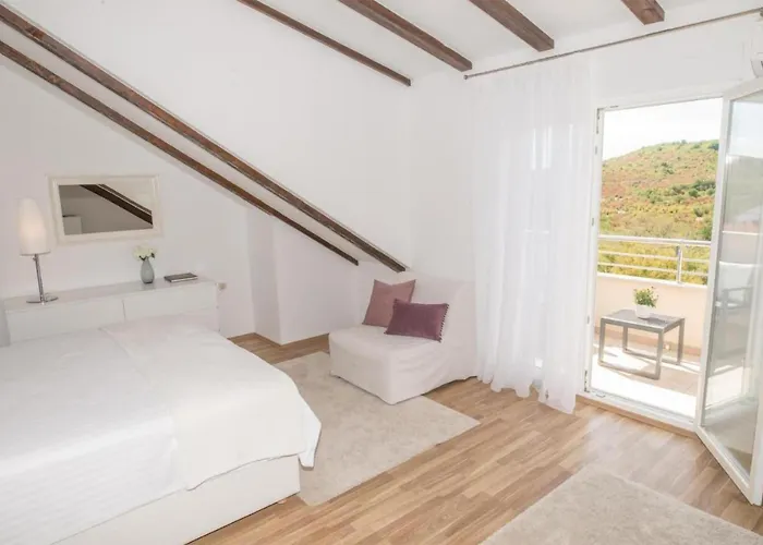 בית נופש Cozy In With Sauna *