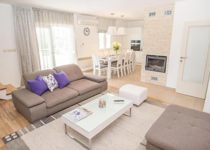 Cozy In With Sauna Unesic